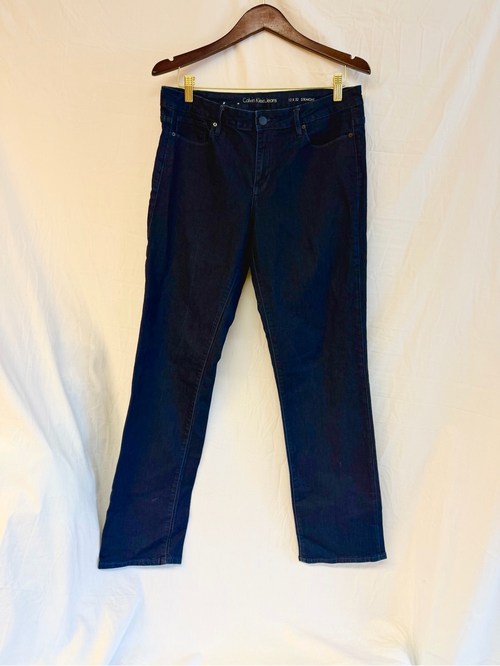 Calvin Klein Women's Navy Straight-Leg Jeans